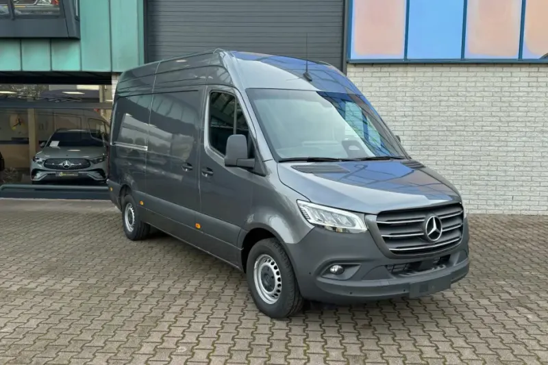 Mercedes-Benz Sprinter (2024)