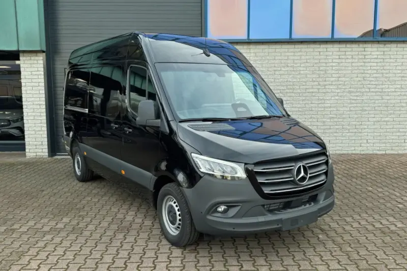 Mercedes-Benz Sprinter (2024)