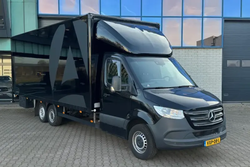 Mercedes-Benz Sprinter (2023)