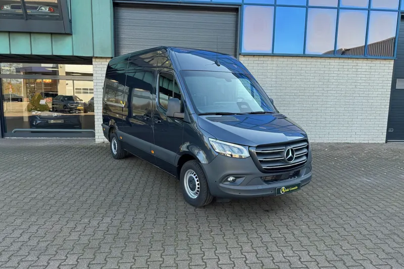 Mercedes-Benz Sprinter (2024)