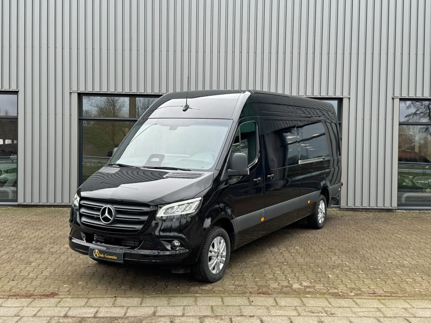 Mercedes-Benz Sprinter (2024) — foto 1