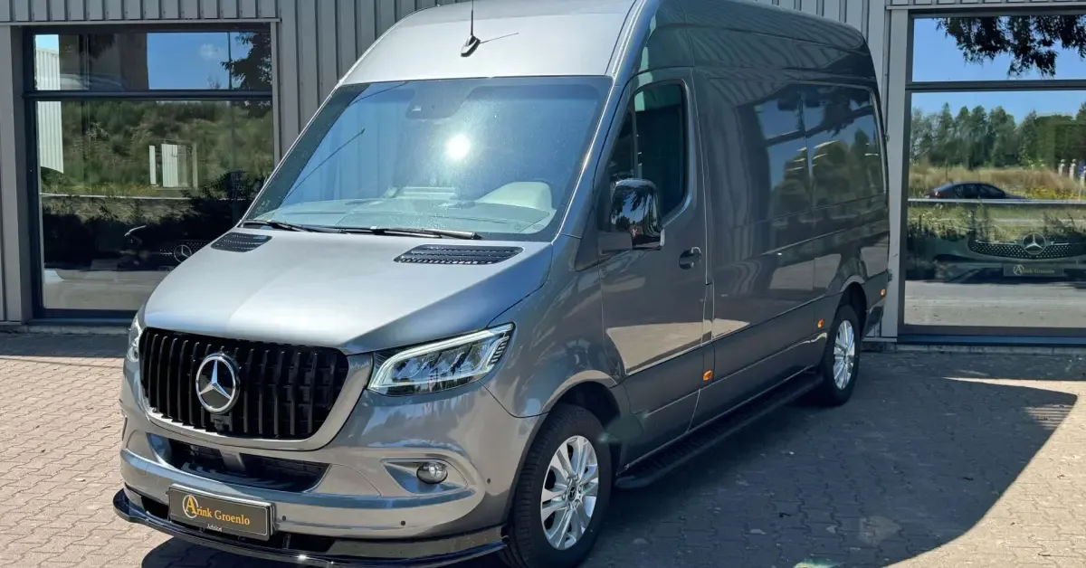 Mercedes-Benz Sprinter (2023) — foto 1