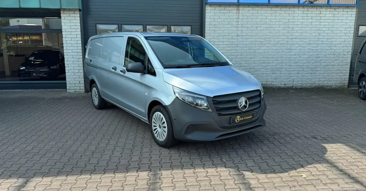 Mercedes-Benz Vito (2024) — foto 1