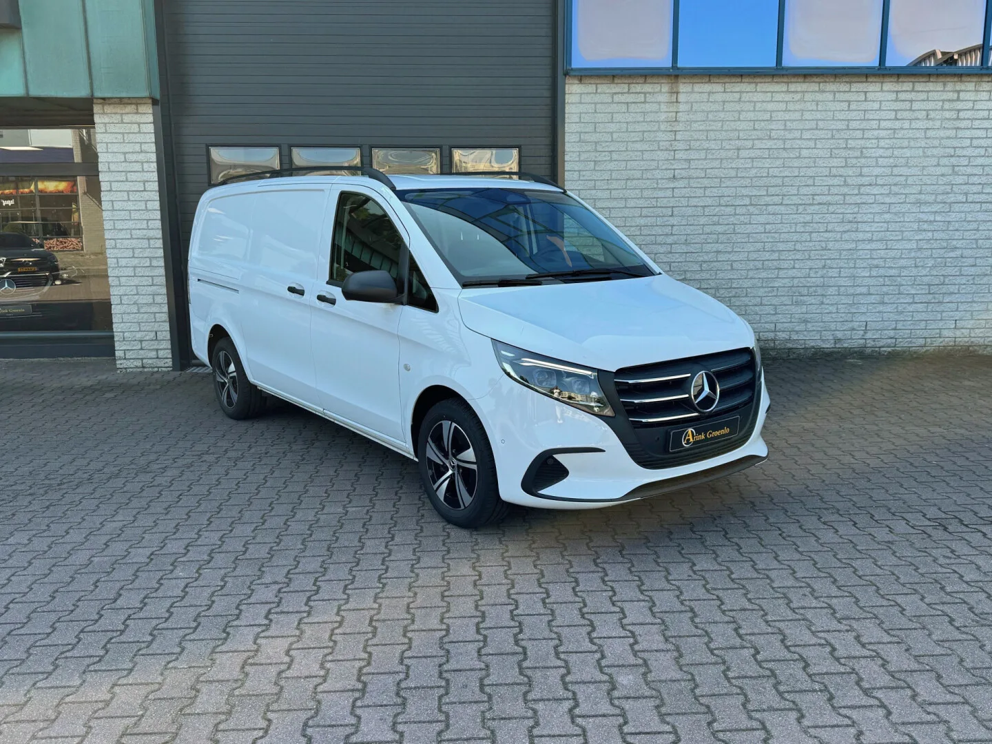 Mercedes-Benz Vito (2024) — foto 1