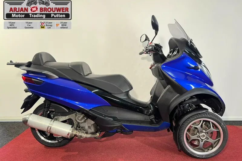 Piaggio MP3 500 (2015)