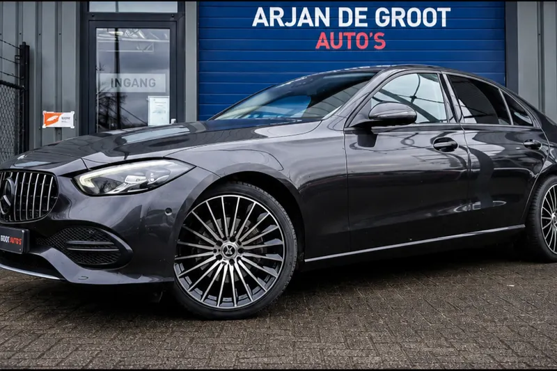 Mercedes-Benz C-Klasse (2023)