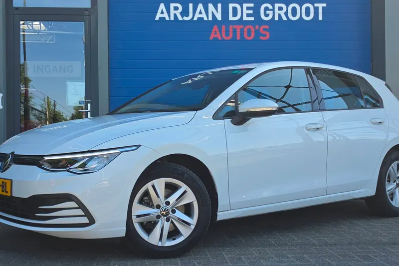Volkswagen Golf (2020)