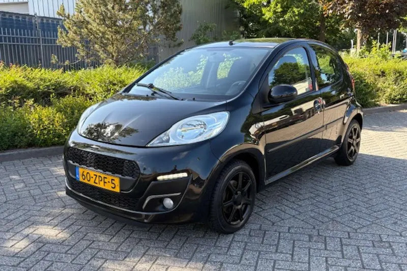 Peugeot 107 (2012)
