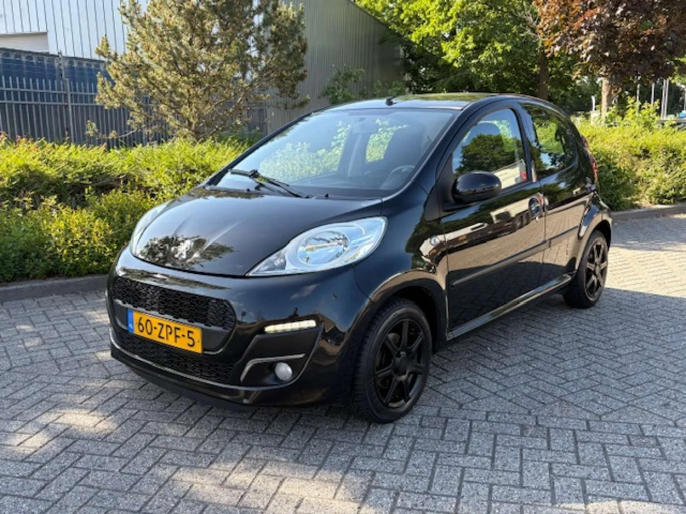 Peugeot 107 (2012) — foto 1