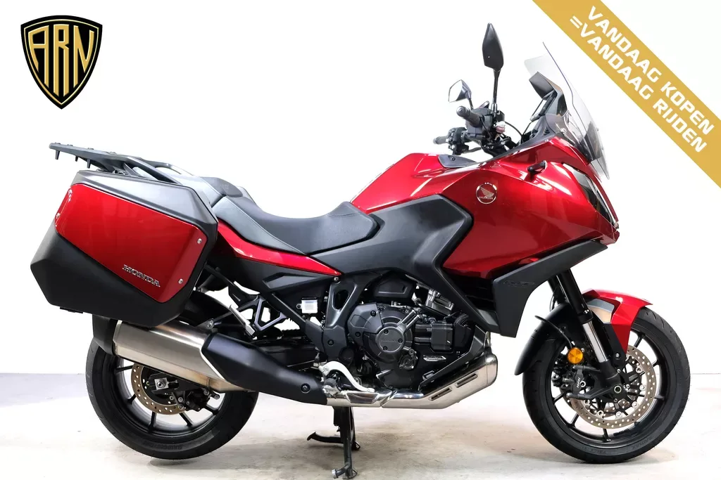 Honda NT 1100 (2024) — foto 1