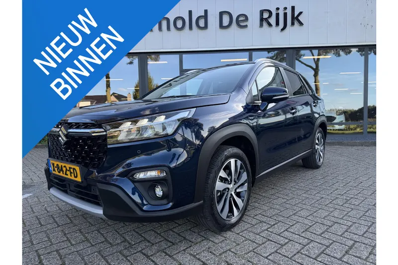 Suzuki S-Cross (2023)