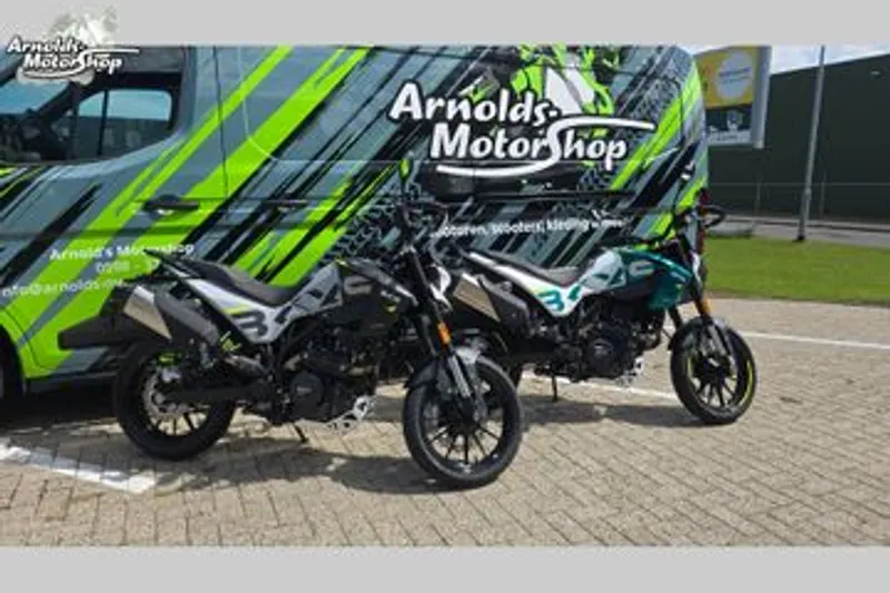 Benelli BKX 300 S (2026)