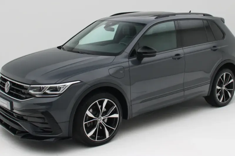Volkswagen Tiguan (2023)