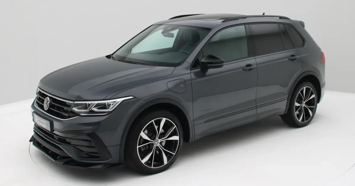 Volkswagen Tiguan (2023) — foto 1