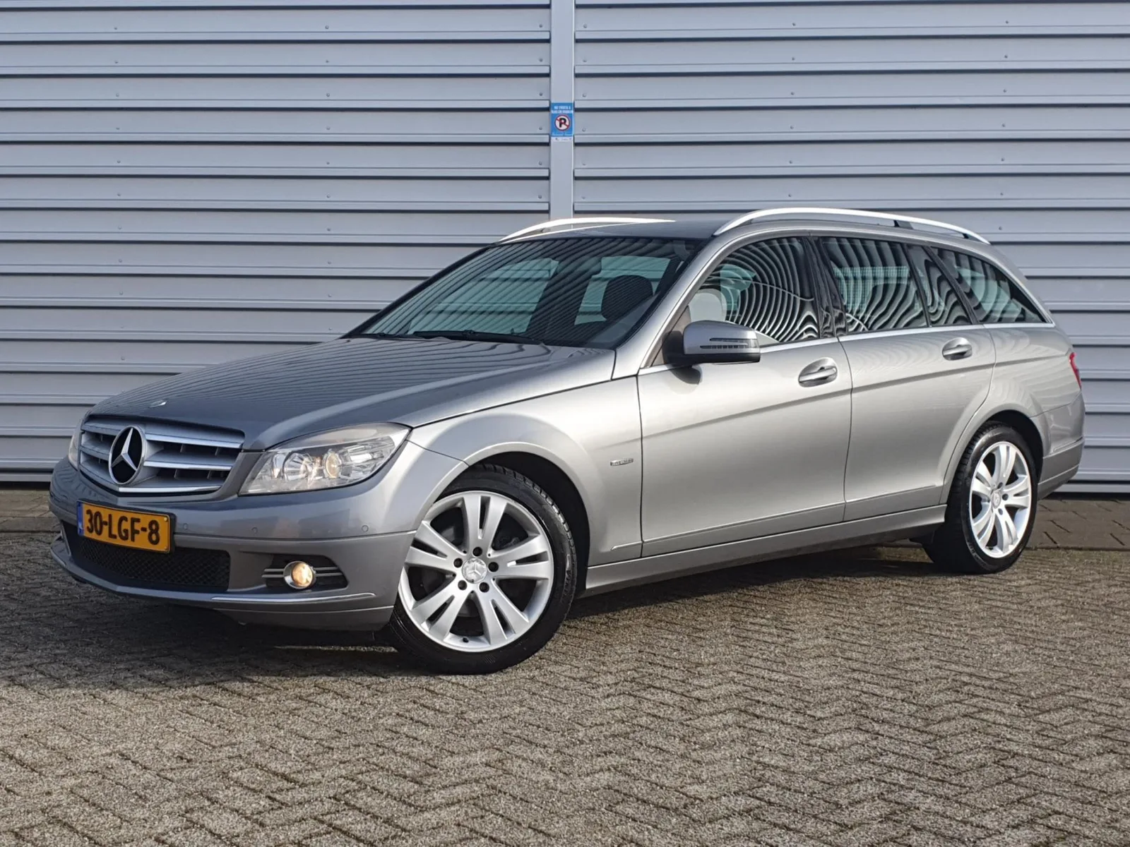Mercedes-Benz C-Klasse (2010) — foto 1