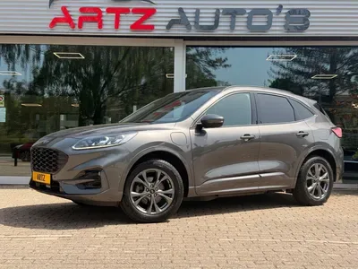 Ford Kuga (2022) — foto 1
