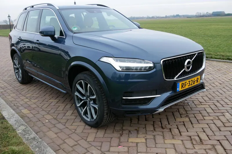 Volvo XC90 (2017)