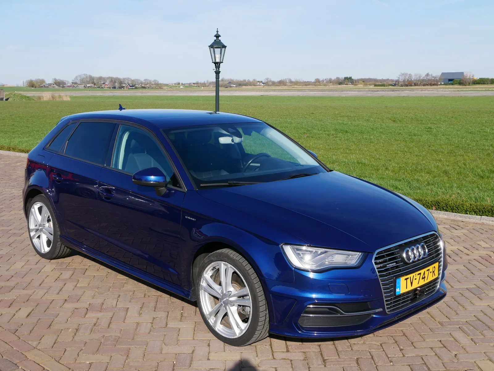 Audi A3 (2015) — foto 1
