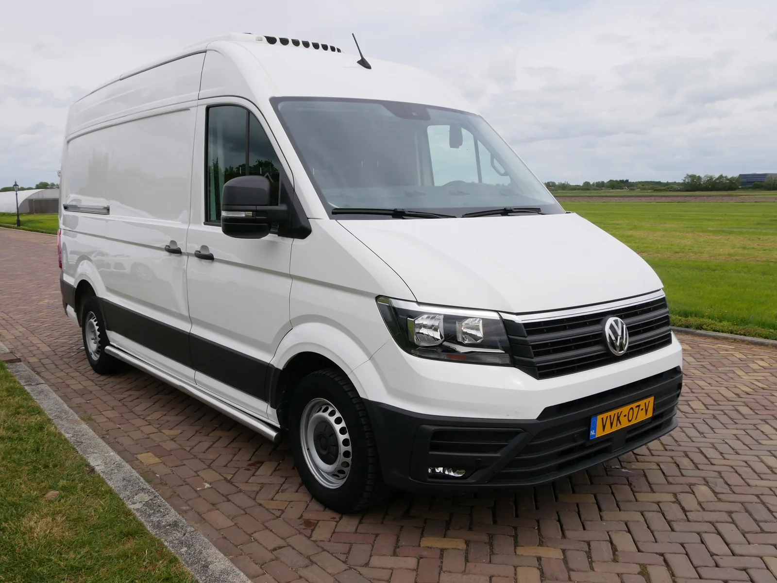 Volkswagen Crafter (2023) — foto 1
