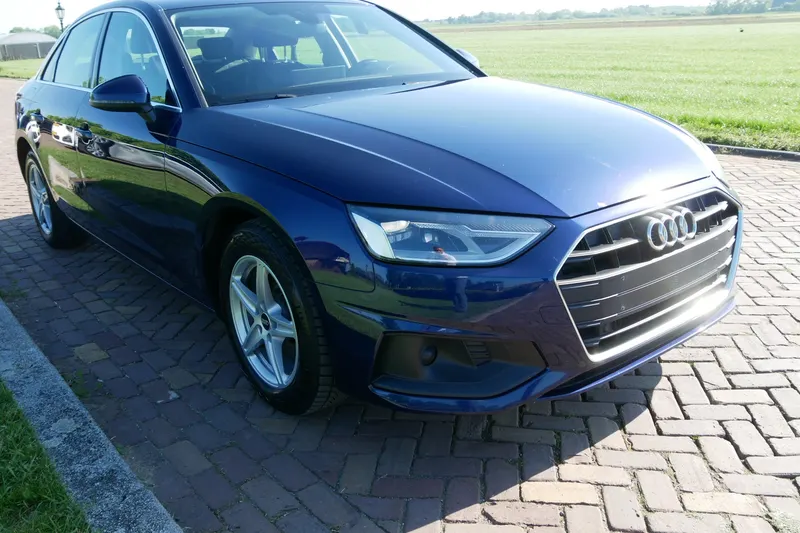 Audi A4 (2023)