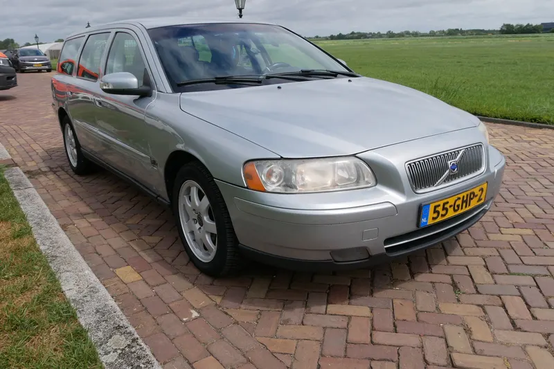 Volvo V70 (2008)