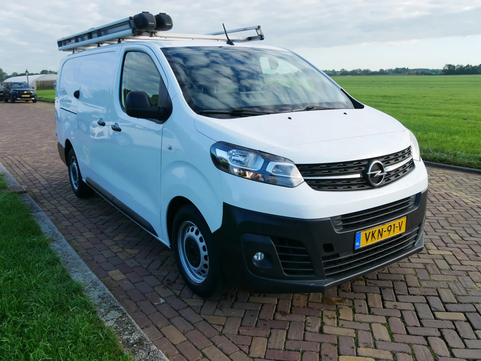Opel Vivaro (2021) — foto 1