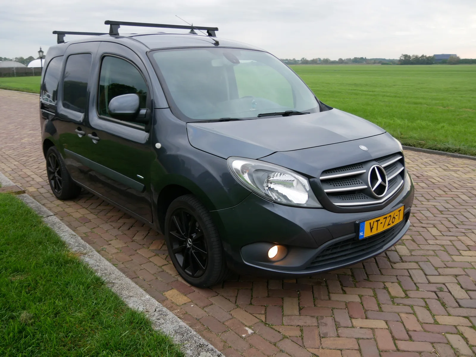Mercedes-Benz Citan (2016) — foto 1