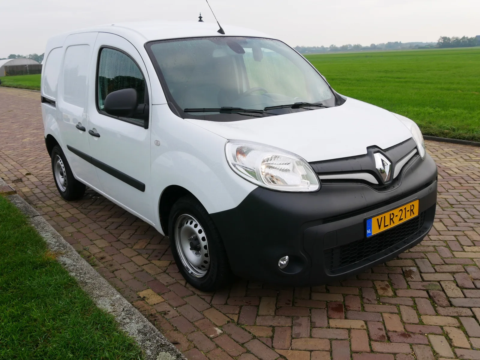 Renault Kangoo (2021) — foto 1