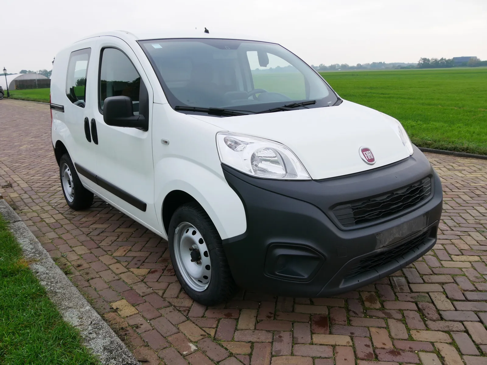 Fiat Fiorino (2020) — foto 1