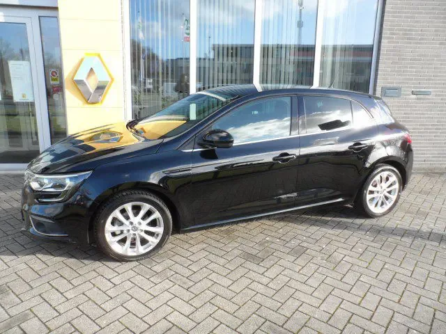 Renault Mégane (2016) — foto 1