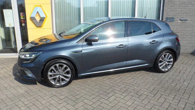 Renault Mégane (2016) — foto 1