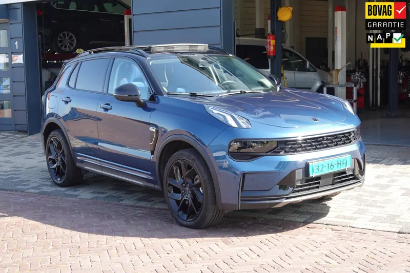 Lynk & Co 01 (2022)