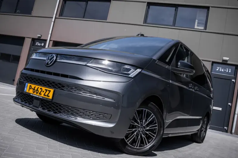 Volkswagen Multivan (2022)