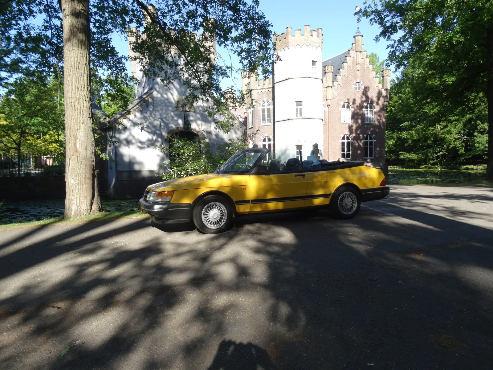 Saab 900 (1993) — foto 1