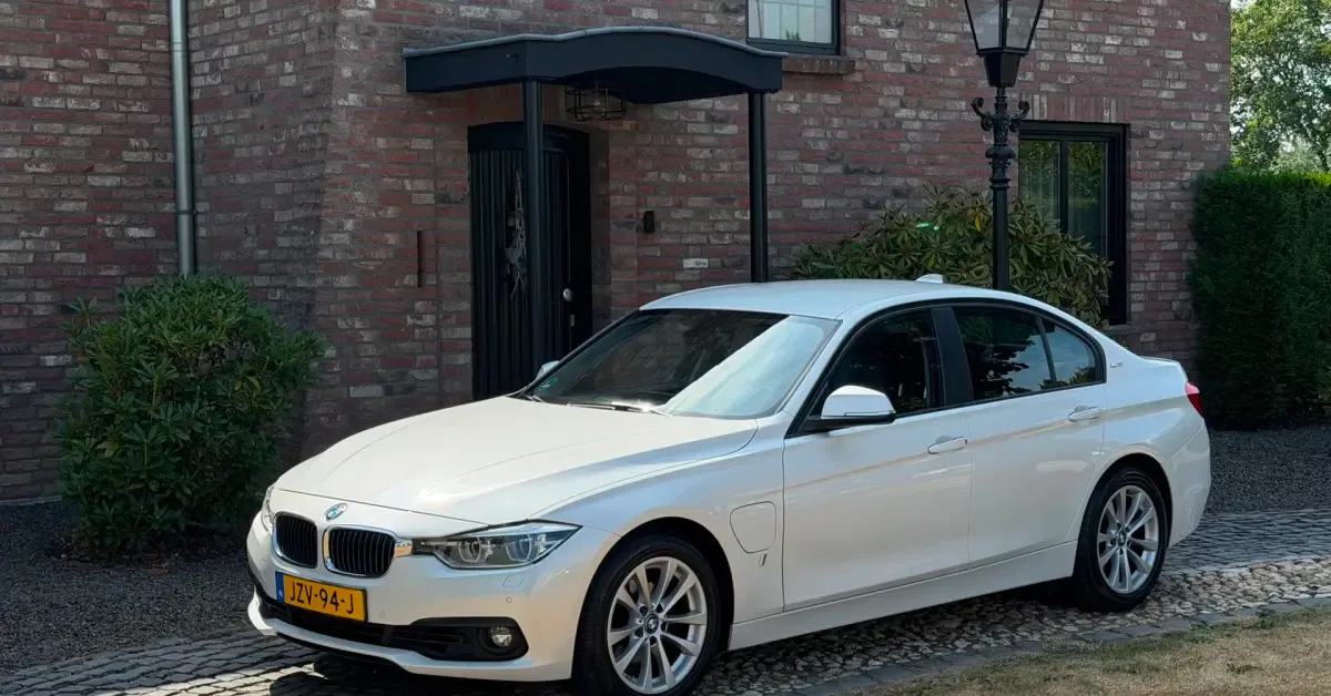 BMW 3-Serie (2017) — foto 1