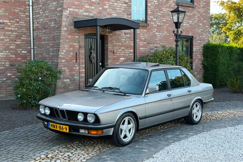 BMW 5-Serie (1987)