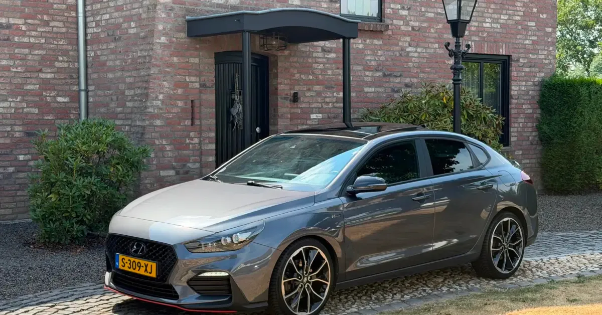 Hyundai i30 (2020) — foto 1