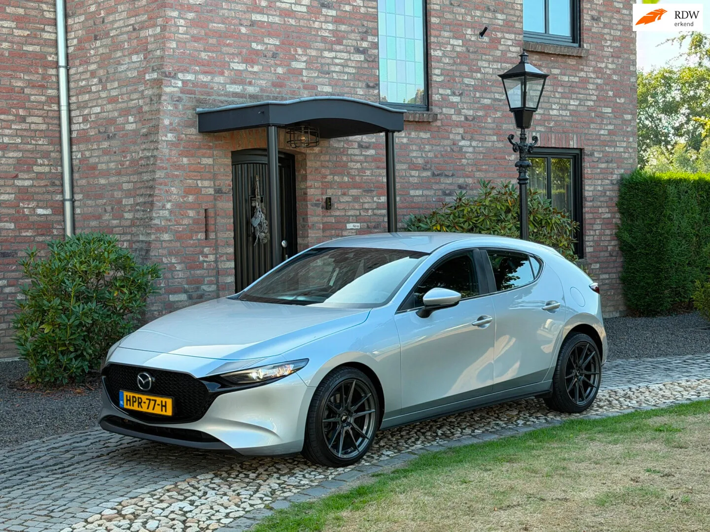 Mazda 3 (2020) — foto 1