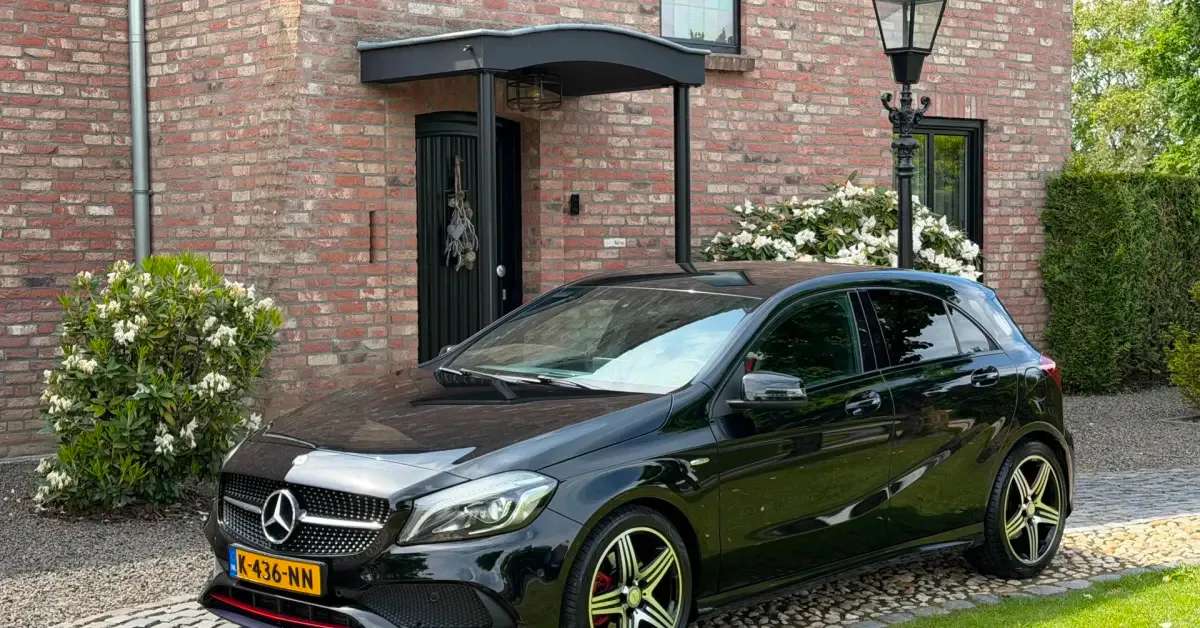 Mercedes-Benz A-Klasse (2015) — foto 1