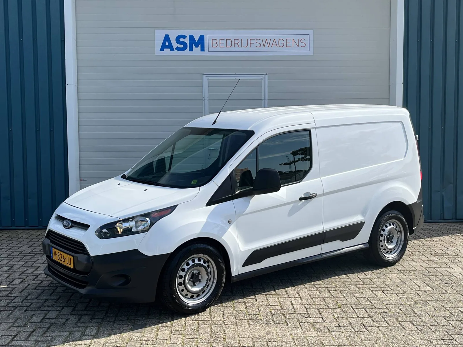 Ford Transit Connect (2017) — foto 1
