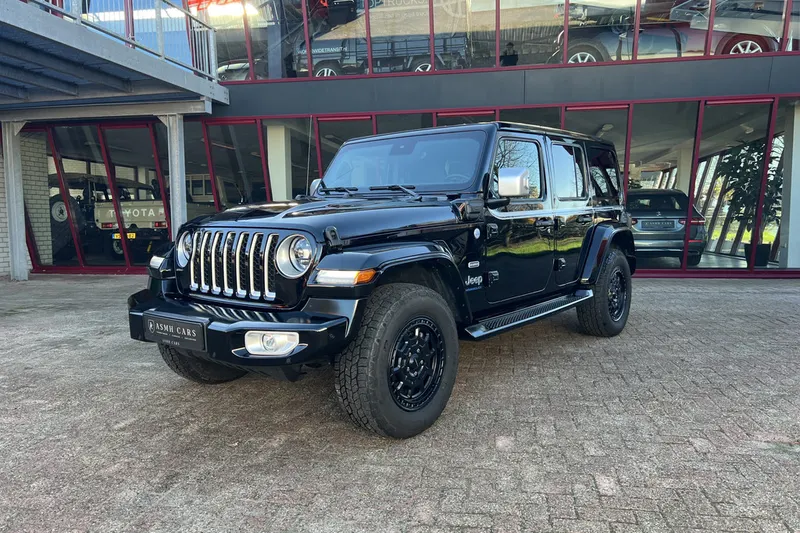 Jeep Wrangler (2023)