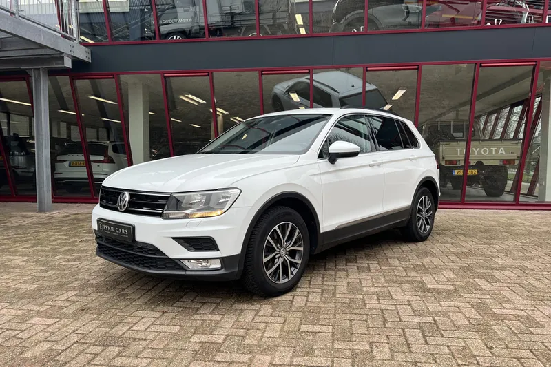 Volkswagen Tiguan (2016)