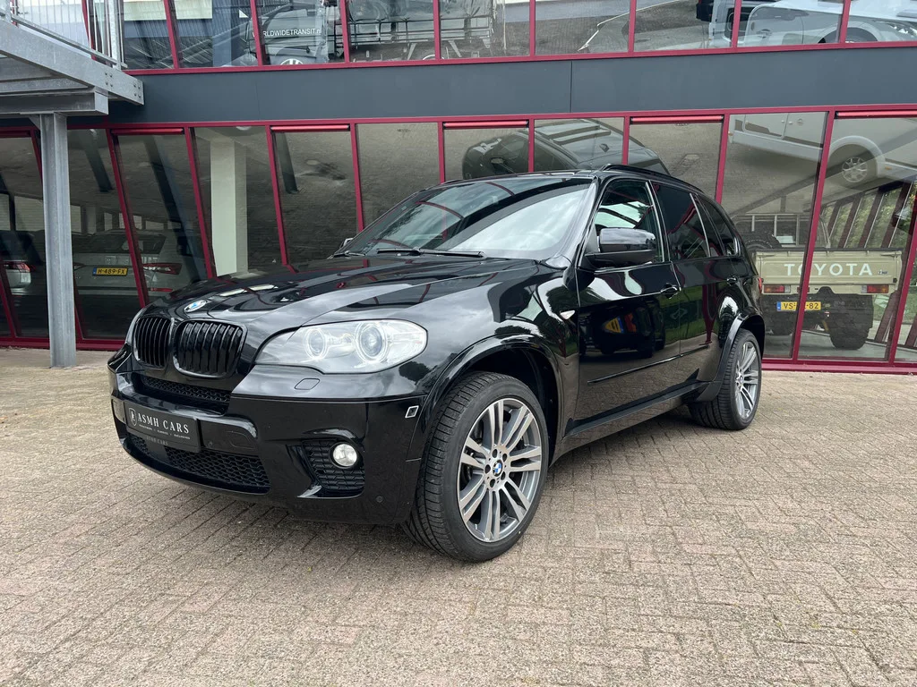 BMW X5 (2011) — foto 1