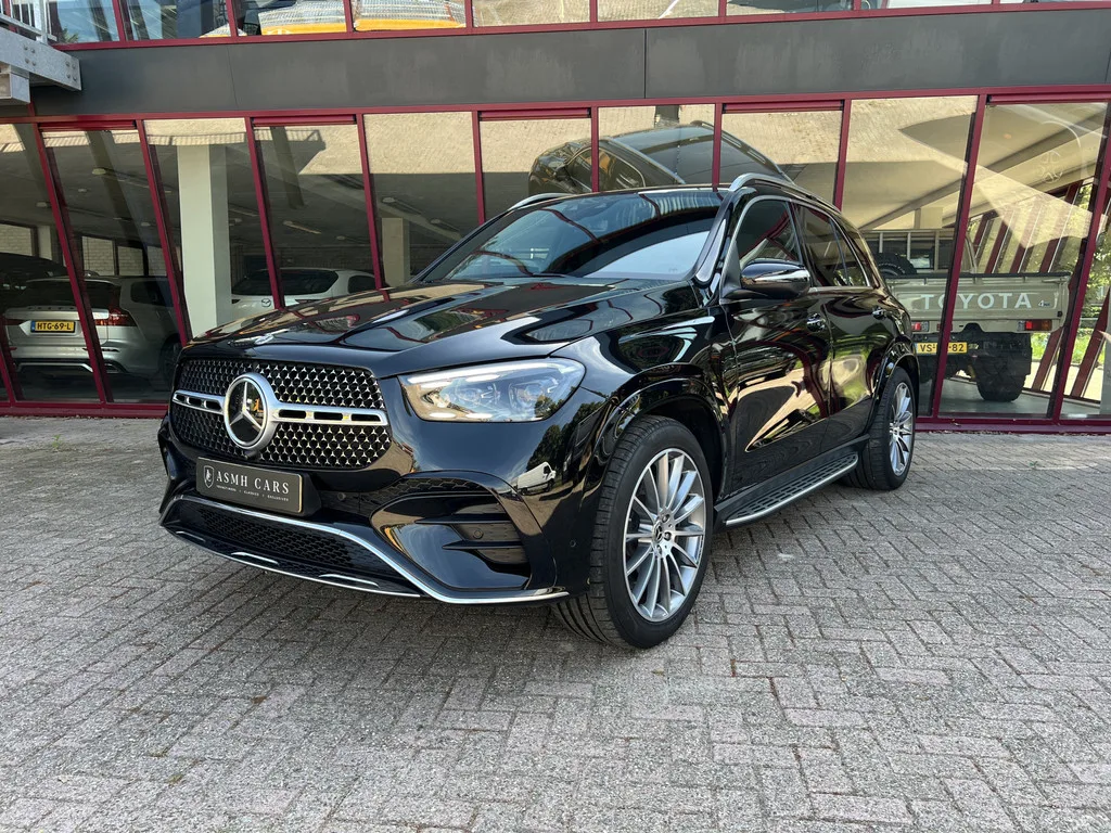 Mercedes-Benz GLE (2023) — foto 1