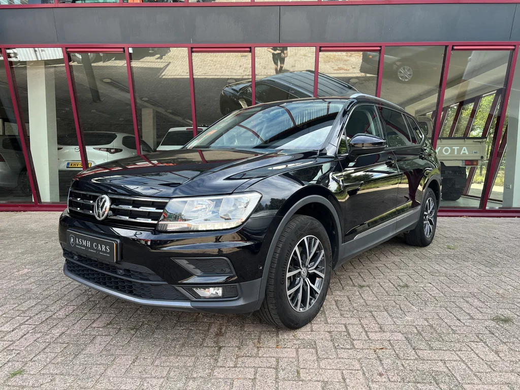 Volkswagen Tiguan (2020) — foto 1