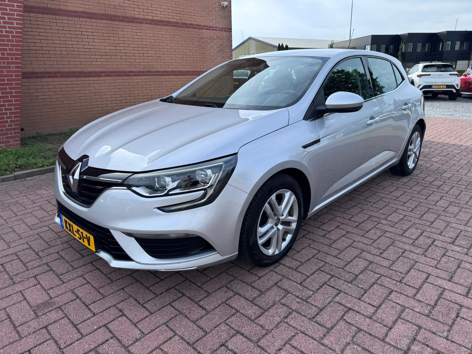 Renault Mégane (2019) — foto 1