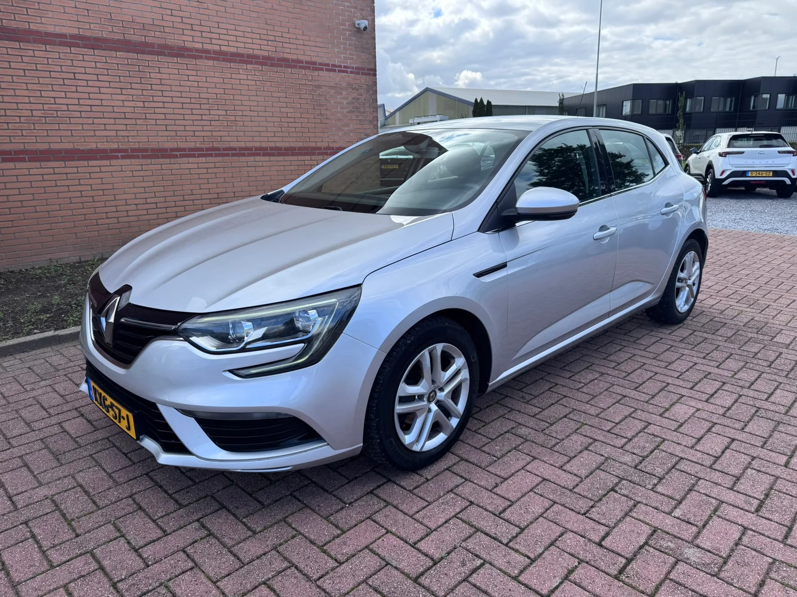 Renault Mégane (2019) — foto 1