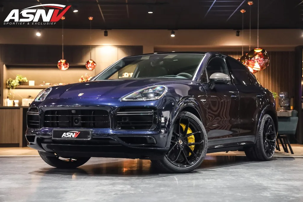 Porsche Cayenne (2022) — foto 1