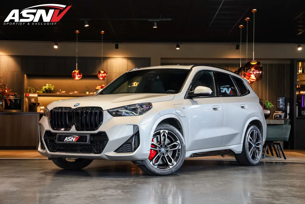 BMW X1 (2025) — foto 1