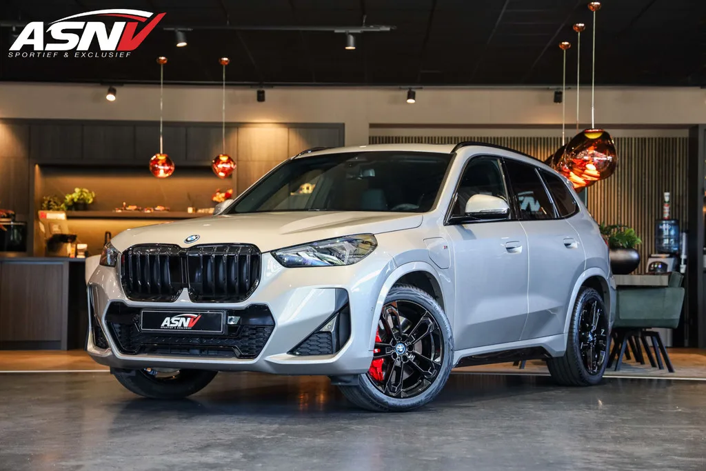 BMW X1 (2025) — foto 1